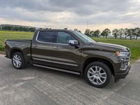 Gebraucht Chevrolet Silverado 426 PS (313 kW) 2024 Braun SUV