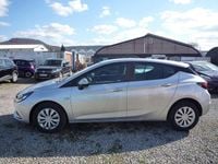 Gebraucht Opel Astra Edition 101 PS (74 kW) 2016 Silber Kleinwagen