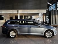 Gebraucht VW Passat Comfortline 120 PS (88 kW) 2015 Metallic
