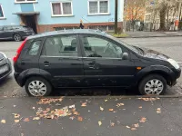 Usata Ford Fiesta 80 CV (58 kW) 2002 Nero Utilitaria
