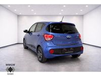 Gebraucht Hyundai i10 Passion 87 PS (63 kW) 2018 Blau Kleinwagen