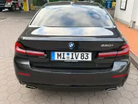 Gebraucht BMW 520 197 PS (144 kW) 2023 Grau Limousine