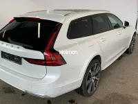 Gebraucht Volvo V90 CC Pro 235 PS (172 kW) 2022 Weiß Kombi