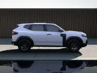 Neu Dacia Duster Essentiel 122 PS (89 kW) 2026 Weiß SUV