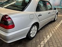 Gebraucht Mercedes C240 170 PS (125 kW) 1998 Silber Limousine