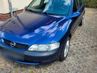 Gebraucht Opel Vectra 116 PS (85 kW) 1997 Violet Limousine