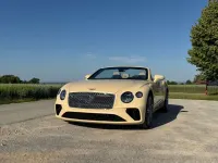 Gebraucht Bentley Continental GT Convertible 549 PS (403 kW) 2024 Magnolia pearlscent Cabrio