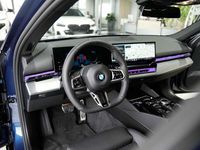 Gebraucht BMW 520 M Sport 208 PS (152 kW) 2025 Blau Kombi