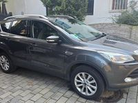 Gebraucht Ford Kuga Titanium 150 PS (110 kW) 2016 Grau SUV