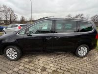 Gebraucht VW Sharan Comfortline 140 PS (102 kW) 2015 Schwarz Van / Kleinbus