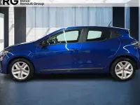 Używany Renault Clio V Evolution 91 KM (66 kW) 2024 Niebieski Sedan/Limuzyna