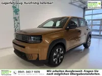 Neu Fiat Grande Panda Icon 110 PS (80 kW) 2025 724 luna bronze Kleinwagen