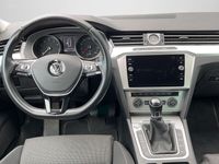 gebraucht VW Passat Passat Variant ComfortlineVariant 1.5 TSI Comfortline ACC/Navi/Sitzheizung