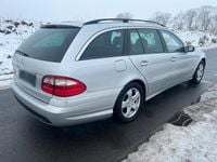 Gebraucht Mercedes E320 AMG 204 PS (150 kW) 2003 Silber Kombi