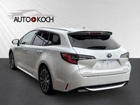 Gebraucht Toyota Corolla Team 184 PS (135 kW) 2022 Weiß Kombi