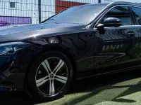 Gebraucht Mercedes C180 170 PS (125 kW) 2025 Schwarz Kombi