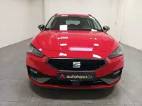Używany Seat Leon FR 150 KM (110 kW) 2022 Czerwony Kombi