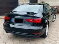 Gebraucht Audi A3 125 PS (91 kW) 2016 Schwarz Limousine