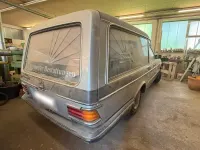 Gebraucht Mercedes 230 109 PS (80 kW) 1983 Silber Limousine
