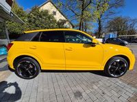 Gebraucht Audi Q2 S-Line 150 PS (110 kW) 2016 Gelb SUV