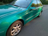 Gebraucht Mercedes C240 170 PS (125 kW) 2001 Grün Limousine