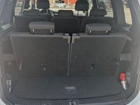 Gebraucht VW Touran Highline 150 PS (110 kW) 2017 Weiß Van / Kleinbus