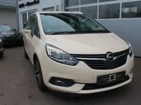 Gebraucht Opel Zafira Tourer Innovation 131 PS (96 kW) 2019 Gelb Van / Kleinbus