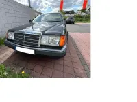 Gebraucht Mercedes 220 150 PS (110 kW) 1993 Schwarz Coupé