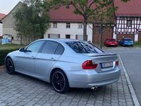 Gebraucht BMW 325 218 PS (160 kW) 2006 Silber Limousine
