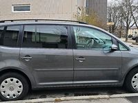Gebraucht VW Touran 140 PS (102 kW) 2011 Grün Van / Kleinbus