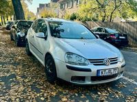 Gebraucht VW Golf V 75 PS (55 kW) 2005 Silber Kleinwagen