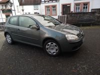 Gebraucht VW Golf V 102 PS (75 kW) 2004 Grün Kleinwagen