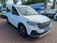 Gebraucht Ford Tourneo Connect Active 102 PS (75 kW) 2024 Weiß Van / Kleinbus