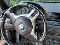 Gebraucht BMW 318 Cabriolet 143 PS (105 kW) 2002 Silber Cabrio