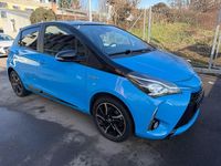 Gebraucht Toyota Yaris Hybrid 75 PS (55 kW) 2018 Blau Limousine