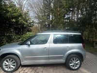 Second-hand Skoda Yeti 92 CP (67 kW) 2017 Argintiu SUV