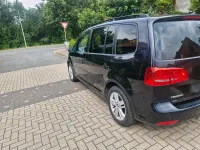 Gebraucht VW Touran 140 PS (102 kW) 2013 Schwarz Van / Kleinbus