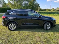Używany Ford Kuga Titanium 190 KM (139 kW) 2021 Czarny SUV