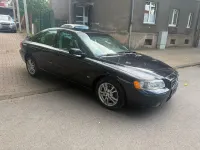 Gebraucht Volvo S60 Momentum 140 PS (102 kW) 2005 Schwarz Limousine