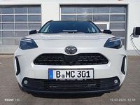 Gebraucht Toyota Yaris Hybrid Advance 130 PS (95 kW) 2024 Platinum weiß metallic / schwarz