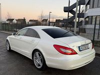 Gebraucht Mercedes CLS350 265 PS (194 kW) 2010 Weiß Coupé