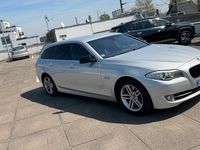 Second-hand BMW 525 218 CP (160 kW) 2012 Argintiu Break