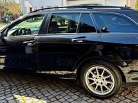 Gebraucht Mercedes C180 Elegance 156 PS (114 kW) 2013 Schwarz Kombi