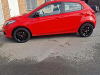 Gebraucht Mazda 2 75 PS (55 kW) 2009 Rot Kleinwagen