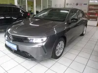 Gebraucht Opel Astra Edition 110 PS (80 kW) 2024 Vulkan grau metallic Kleinwagen
