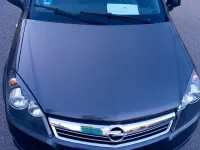 Gebraucht Opel Astra Edition 125 PS (91 kW) 2010 Grau Kombi