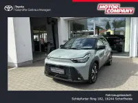 Neu Toyota Aygo X 117 PS (86 kW) 2026 Urban khaki/black SUV