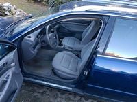 Gebraucht Audi A4 125 PS (91 kW) 2001 Blau Kombi