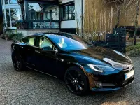 Second-hand Tesla Model S 450 kW (613 CP) 2017 Negru Hatchback