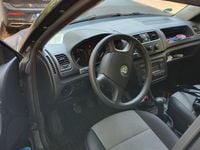 Gebraucht Skoda Fabia Elegance 69 PS (50 kW) 2009 Grau Limousine